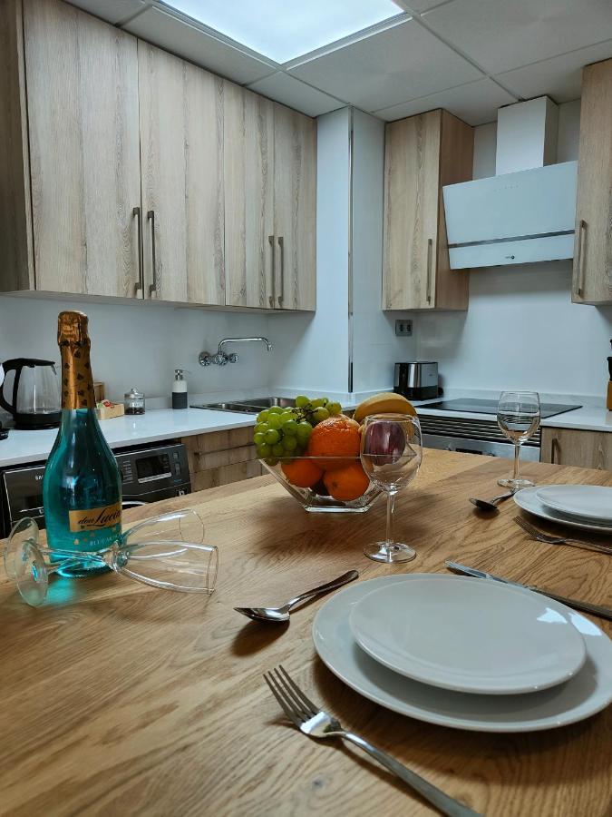 City Central Apartment With Large Patio By Namaste Elite Torremolinos Dış mekan fotoğraf